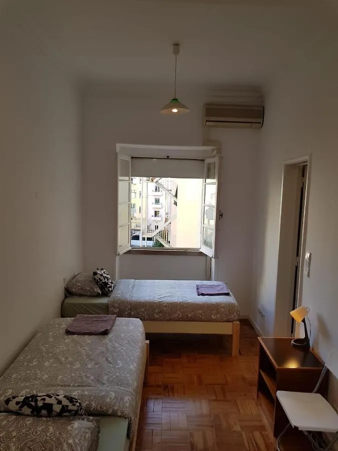 ליסבון Rose View Guest House 0*,